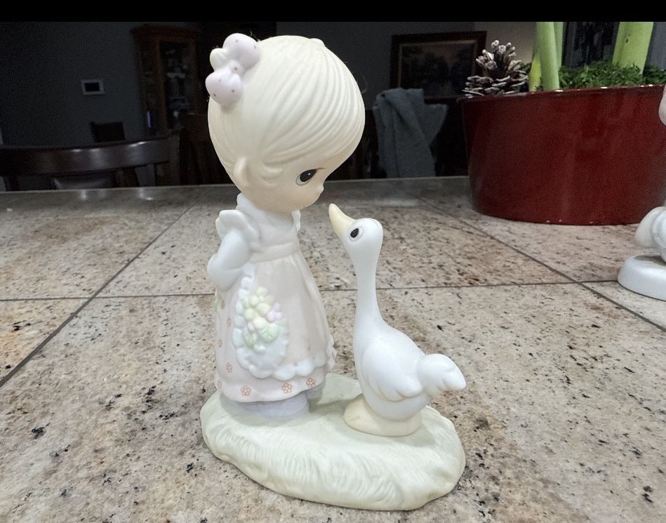 Precious Moments Limited edition