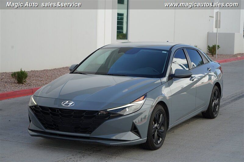 2021 Hyundai ELANTRA SEL