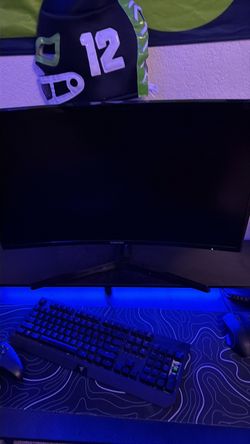 Curved monitor