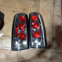 Taillight Chevy Ford