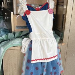 Halloween Girl dress Size 3/5 Fits A 12 Size Girl $10.00