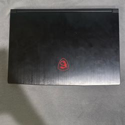 SELLING USED GAMING LAPTOP LIKE NEW