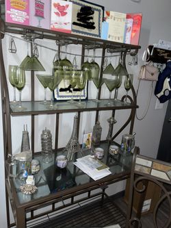 Wine rack with glasses