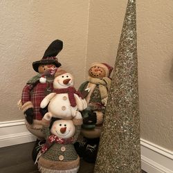 CHRISTMAS 31” Tall GOLD Sequin And Bead Cone Christmas Tree
