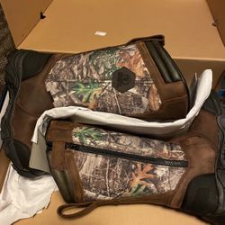 Lady at door boots