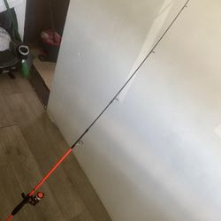 Ozark Trail 6 Foot Fishing Rod 6-8 Pound Test 