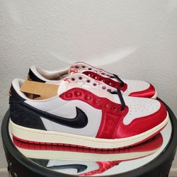 BRAND NEW DS JORDAN 1 LOW TROPHY ROOM 