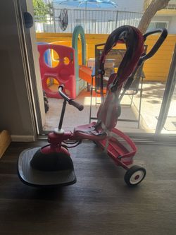 Radio Flyer Toddler Bike With Handle 