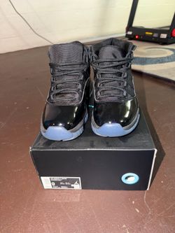 Jordan Gamma 11s size 9