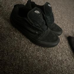 black knu skool vans