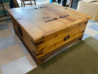 Rustic Pine Vintage Furniture/Cabinets