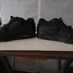 Nike Air. Sz.6. Worn Condition
