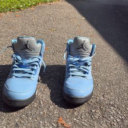 Air Jordans 5 UNC