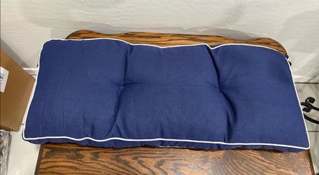 Bench cushion