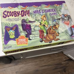 Scooby-Doo Hide & Shriek Game