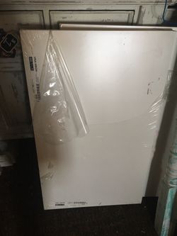 White ikea table tops 3 available price is ea $10