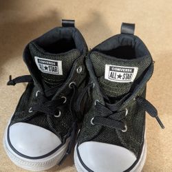 Kids Converse Size 8 