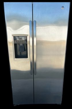 36” GE PROFILE COUNTER-DEPTH SIDE X SIDE REFRIGERATOR STAINLESS  “WORKS GREAT “