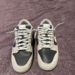 Nike Dunks 