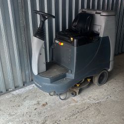 Comercial Cleaning Machines 
