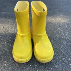 UGG rain Boots Toddler Size 7