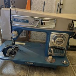 Sewing Machine 