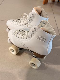 PAPAISON White Quad Roller Skates – Size 8