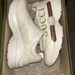 Authentic Gucci Shoes And Socks 