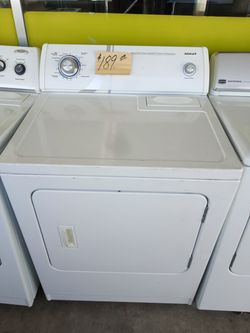 Clothes Dryer white heavy duty super size excellent condition . Warranty . Delivery available . 2203 Fowler st. 33901