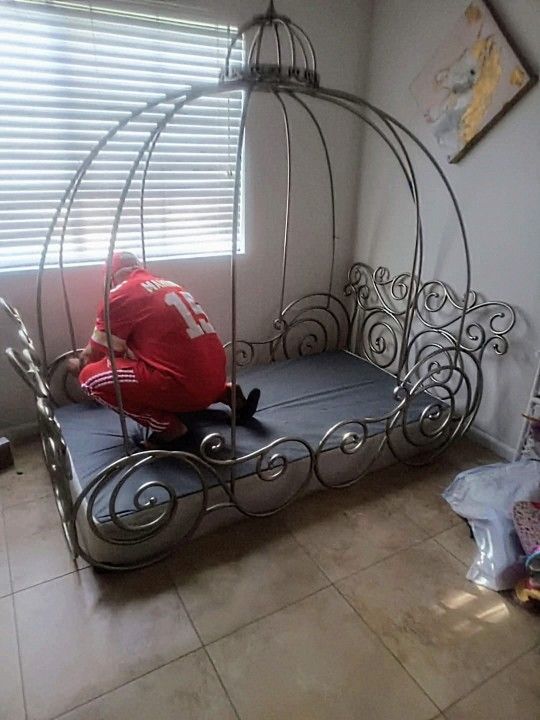 Girls twin Carriage Bed Frame