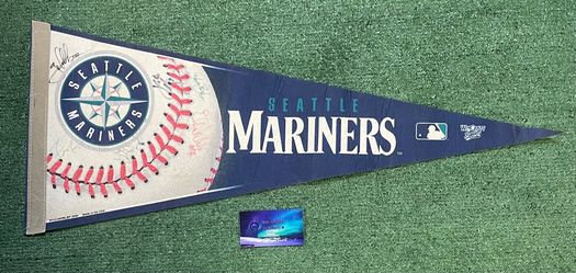 Vintage 2000s Seattle Mariners baseball pennant