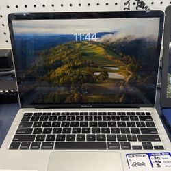 MacBook Air  13.3 Inch 