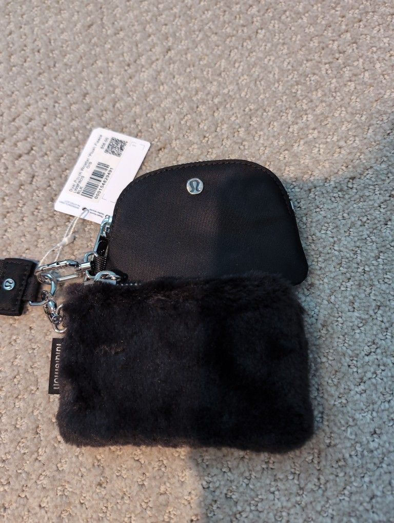Lululemon Wristlet Brand New w/ tags