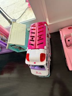 Barbie ambulance