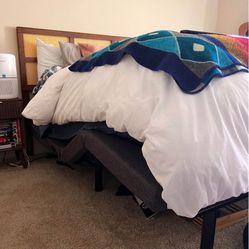 King Sized Adjustable Bed Frame 