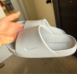 Nike slides