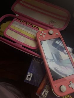 Nintendo Switch Lite With 4 Games And Case