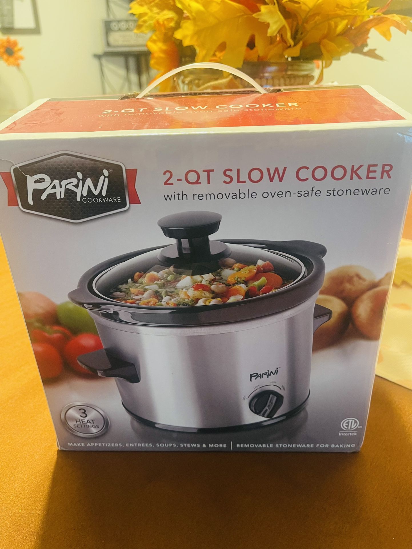 2 QT Slow Cooker-brand New!