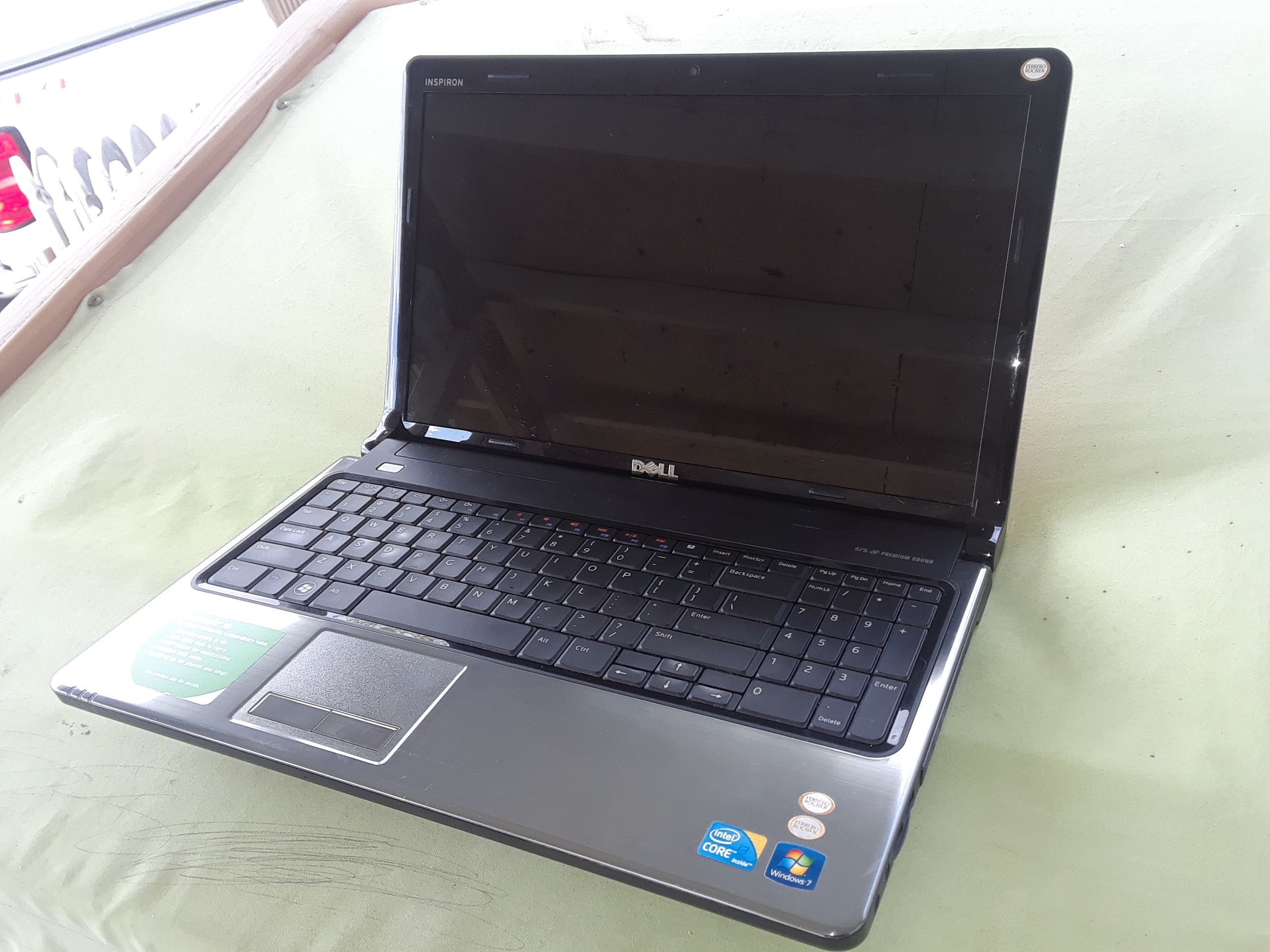 Barely used DELL laptop computer for sale