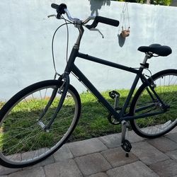 Priority Classic Plus - Gotham Edition bicycle