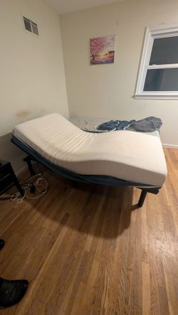 Double XL twin mattress and movable frame electric