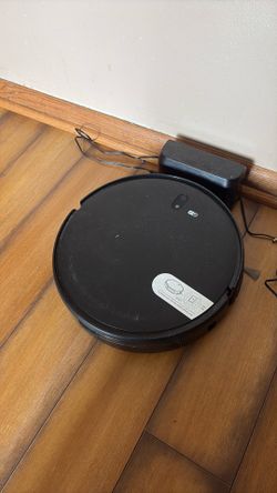 Robot vacuum and mop