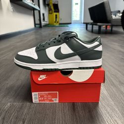 Dunk Low Vintage Green 