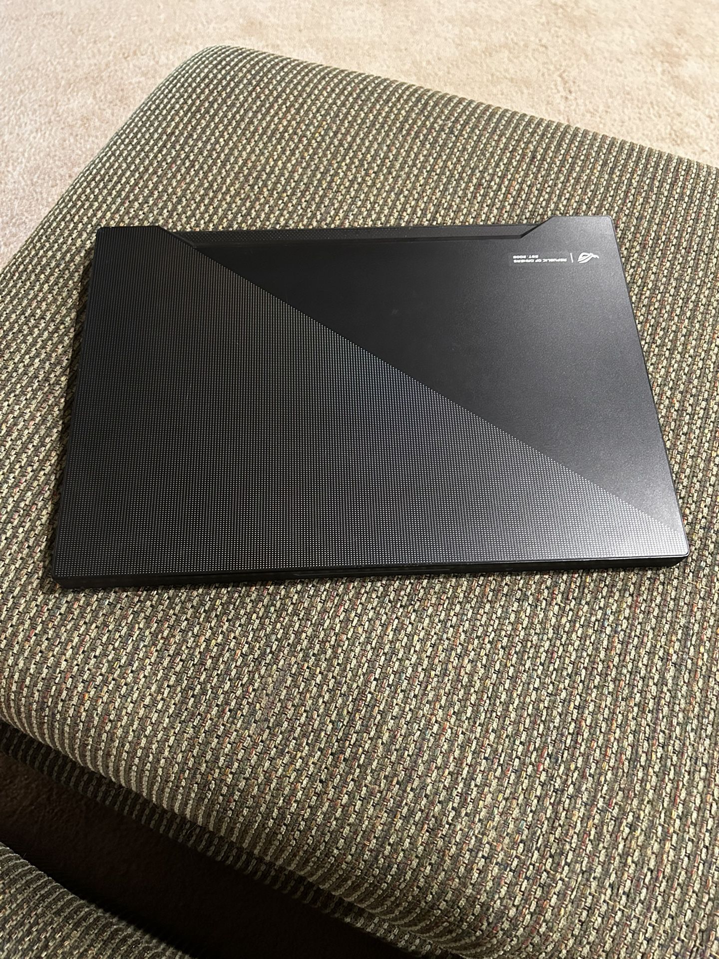 ASUS - ROG Zephyrus M15 15.6" 4K Ultra HD Gaming Laptop - Intel Core i7 - 16GB Memory - NVIDIA GeForce RTX 2060 - 1TB SSD - Prism Black