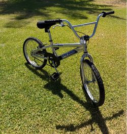 “03”GT DYNO NFX -CHROME -BMX Freestyle bike