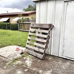 Wood Pallet