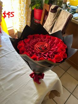 Mother’s Day Bouquet/ Día de las madres
