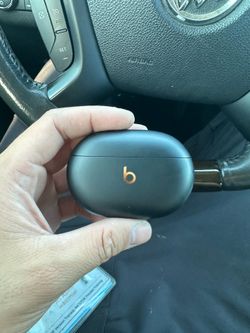 Beats Studio Buds +