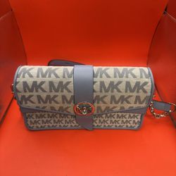 Michael Kors Crossbody Bag
