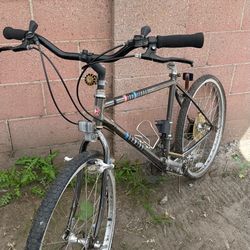 Vintage Schwinn High Sierra Mountain Bike